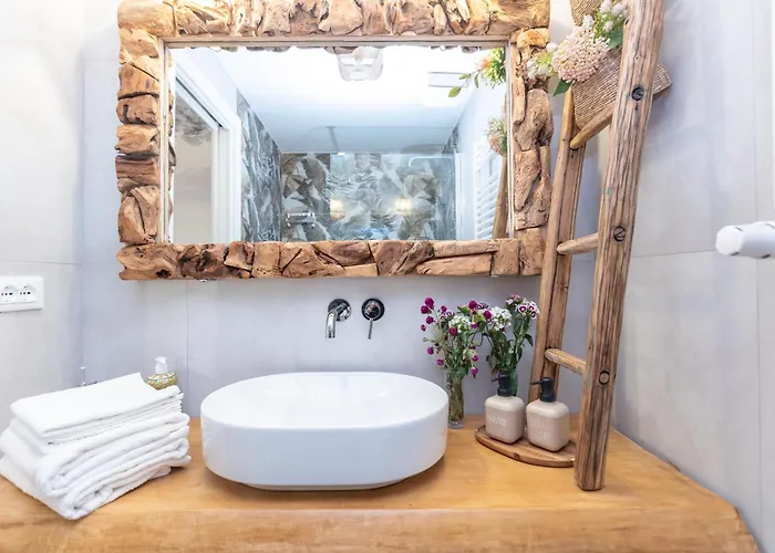 Primo Piano Garden Guest house 4*